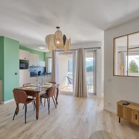 La Fregate - 5min A Pied De La *