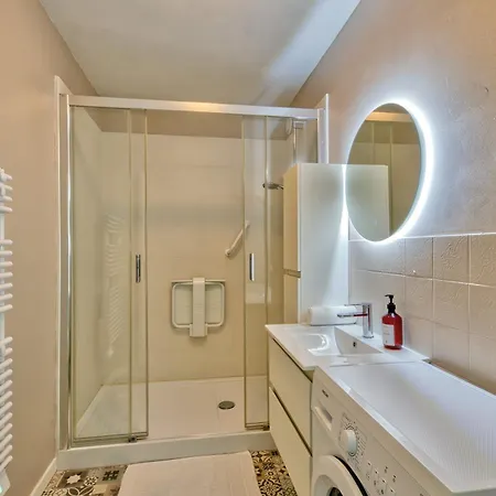 Διαμέρισμα La Fregate - 5min A Pied De La